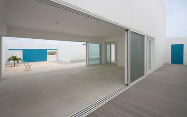 Gallery of House in Estoril Beach / José Adrião Arquitectos  - 16