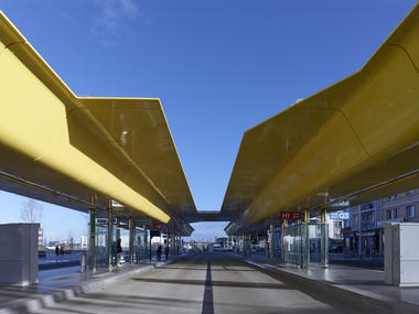Multimodal Interchange / Tetrarc Architects