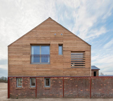 Timber Frame House / A-ZERO architects