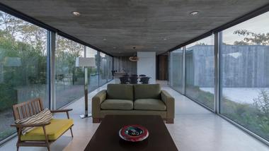Gallery of 40 Impressive Details Using Concrete   - 133