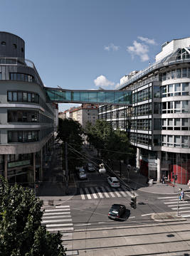 Gallery of Bridge in Vienna / SOLID architecture  - 11