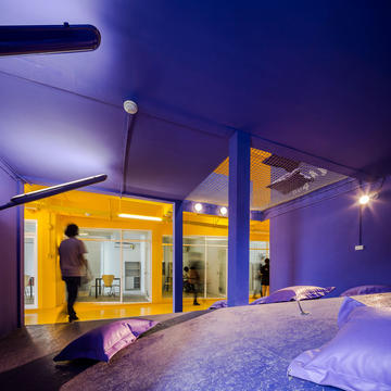 Gallery of Student Activity Center at Bangkok University / Supermachine Studio  - 11