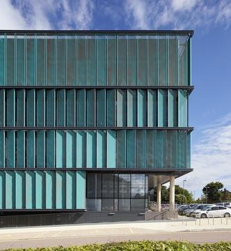 Gallery of New Science Building  / Sheppard Robson   - 10