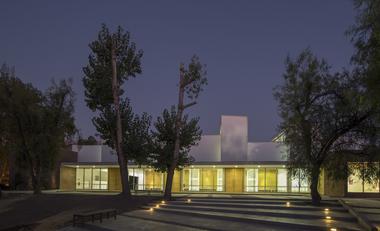 Gallery of Dunalastair School Gymnasium / Patricio Schmidt  + Alejandro Dumay   - 6