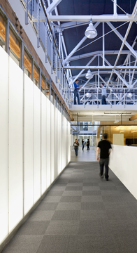 Gallery of Atlassian Offices / Studio Sarah Willmer  - 14