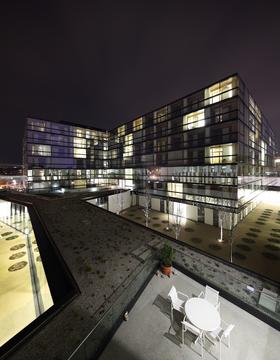 Geriatric Centre Donaustadt Vienna / Delugan Meissl Associated Architects