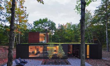 Casa Plissada / Johnsen Schmaling Architects