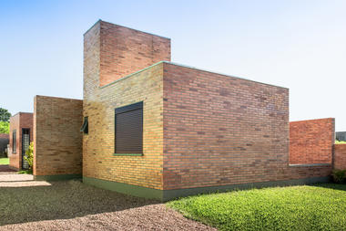 Gutter House / Núcleo de Arquitetura Experimental 