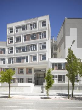 Gallery of Barajas Social Housing Blocks / EMBT  - 7