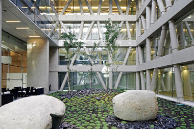 Manquehue Clinical Center of Clínica Alemana / Marcela Quilodran B + Gustavo Greene W