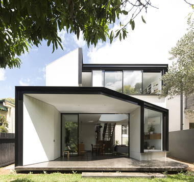 Casa Desdobrada / Christopher Polly Architect