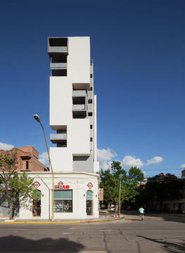 Torre del Molino Housing / Estudio Castellitti-Bertoni Arqs & Asoc.