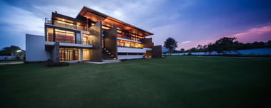 Bang Sa Ray House / Junsekino Architect and Design