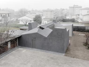 Gallery of Wigglyhouse / ifdesign  - 13