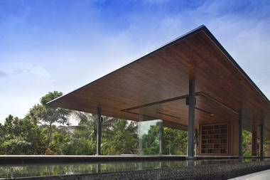 Gallery of Water-Cooled House / Wallflower Architecture + Design  - 16