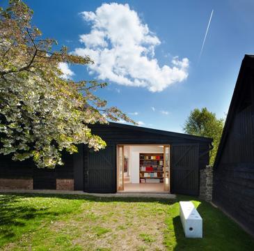 Celeiro Albion / Studio Seilern Architects
