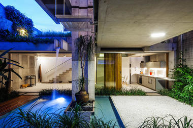 Gallery of Weekend House in Downtown São Paulo / spbr arquitetos  - 15