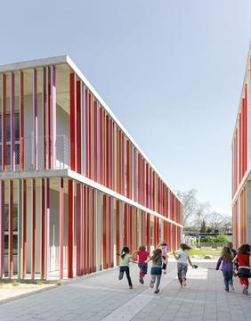 Escuela Primaria en Karlsruhe / wulf architekten