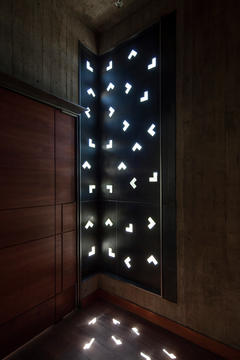 Gallery of NR2 House / Roberto Burneo Arquitectos  - 22