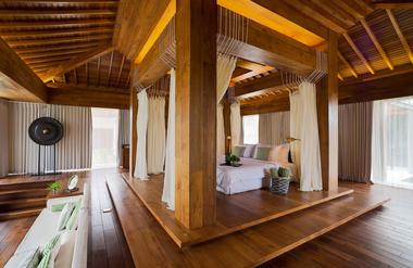Djati Lounge & Djoglo Bungalow / MINT-DS