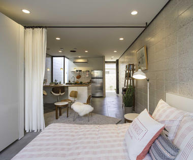 White Stone Studios / Benjamin Hall Design