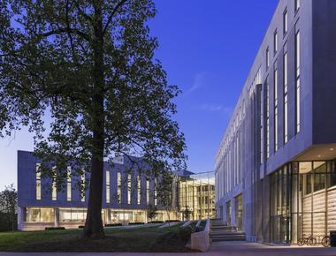 Global and International Studies Building / Ennead Architects + Browning Day Mullins Dierdorf