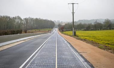 Gallery of World’s First Solar Panel Road Debuts in France  - 1