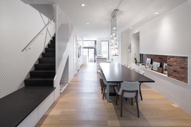 Junction Shadow House  / POST Architecture