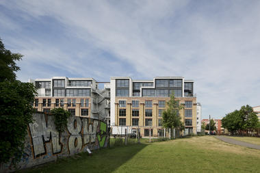 The Factory Berlin / Julian Breinersdorfer Architecture