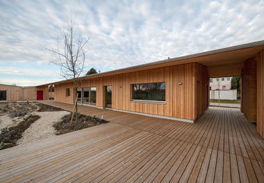 White Pine Bungalow / abendroth architekten