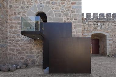 Coracera Castle Rehabilitation / Riaño+ arquitectos