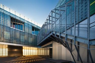Primary School & Nursery in the “Claude Bernard” ZAC / Atelier d’Architecture Brenac & Gonzalez