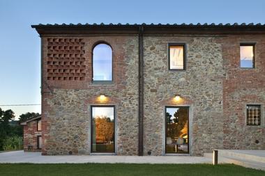 Country House Renovation / Mide Architetti