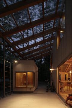 Gallery of Villa in Hakuba / Naka Architects  - 12