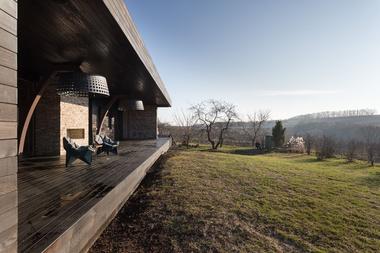 House for Weekends / SBM studio