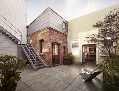 Brick House / Christi Azevedo