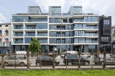 Apartments Jordaenskaai Antwerp / Crepain Binst Architecture