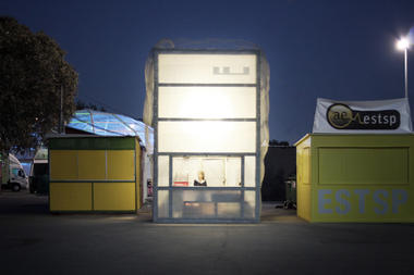 Mesh Temporary Bar / fala atelier