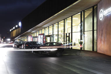 Gallery of Automotive Showroom in Herning / KRADS  - 6