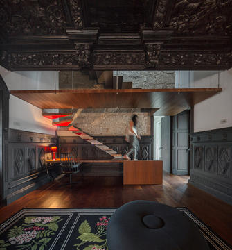 House in Guimarães / Elisabete de Oliveira Saldanha