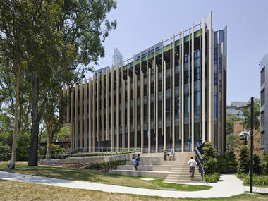 Centre of Advanced Imaging at University of Queensland / John Wardle Architects + Wilson Architects