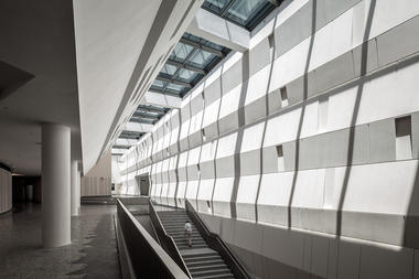 Stephen Riady Centre / DP Architects