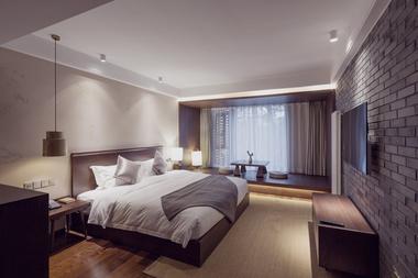 Gallery of Seclusive Jiangnan Boutique Hotel / gad  - 11