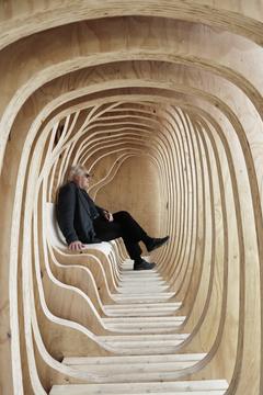 First-Year Architecture Students Design READER Shelter in Estonia
