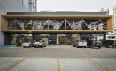 The Plaza / Casis Arquitectos