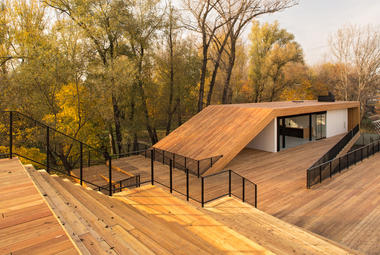 Pavillion in Warsaw / Ponadto Grupa Projektowa