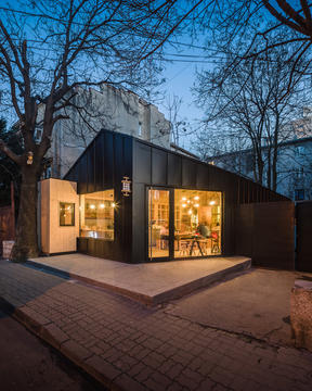 Juice Bar Cabin / Not a Number Architects
