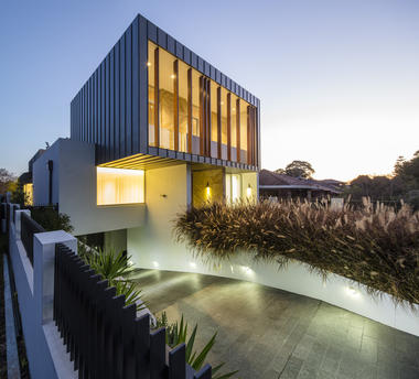 Box House / Zouk Architects