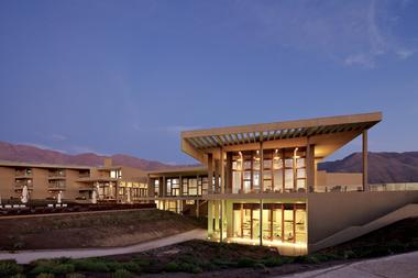 Hornitos Hotel / Gonzalo Mardones V Arquitectos