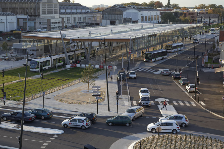 Mobility Hub by simon.mueller ArchDaily